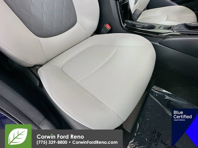 Used 2022 Toyota Corolla LE FWD image 30