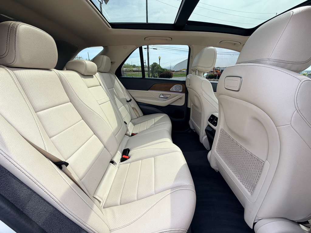 Used 2020 Mercedes-Benz GLE 350 4MATIC image 28