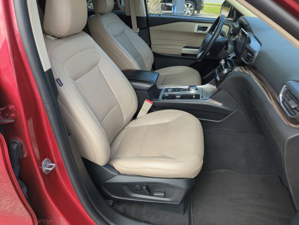 Used 2023 Ford Explorer Limited image 38