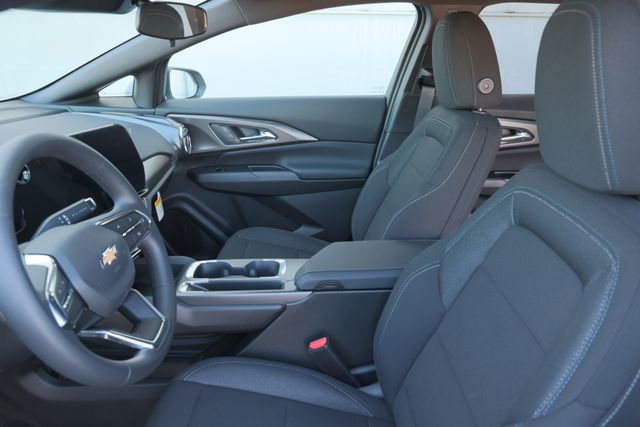 New 2026 Chevrolet Equinox EV LT FWD image 9