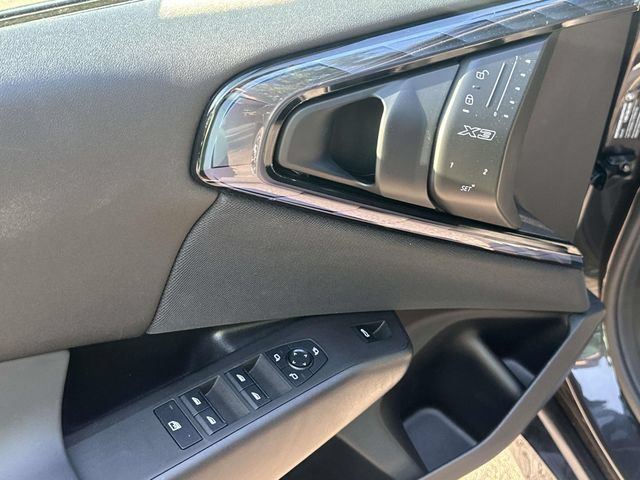 Used 2025 BMW X3 xDrive30i AWD/4WD image 20