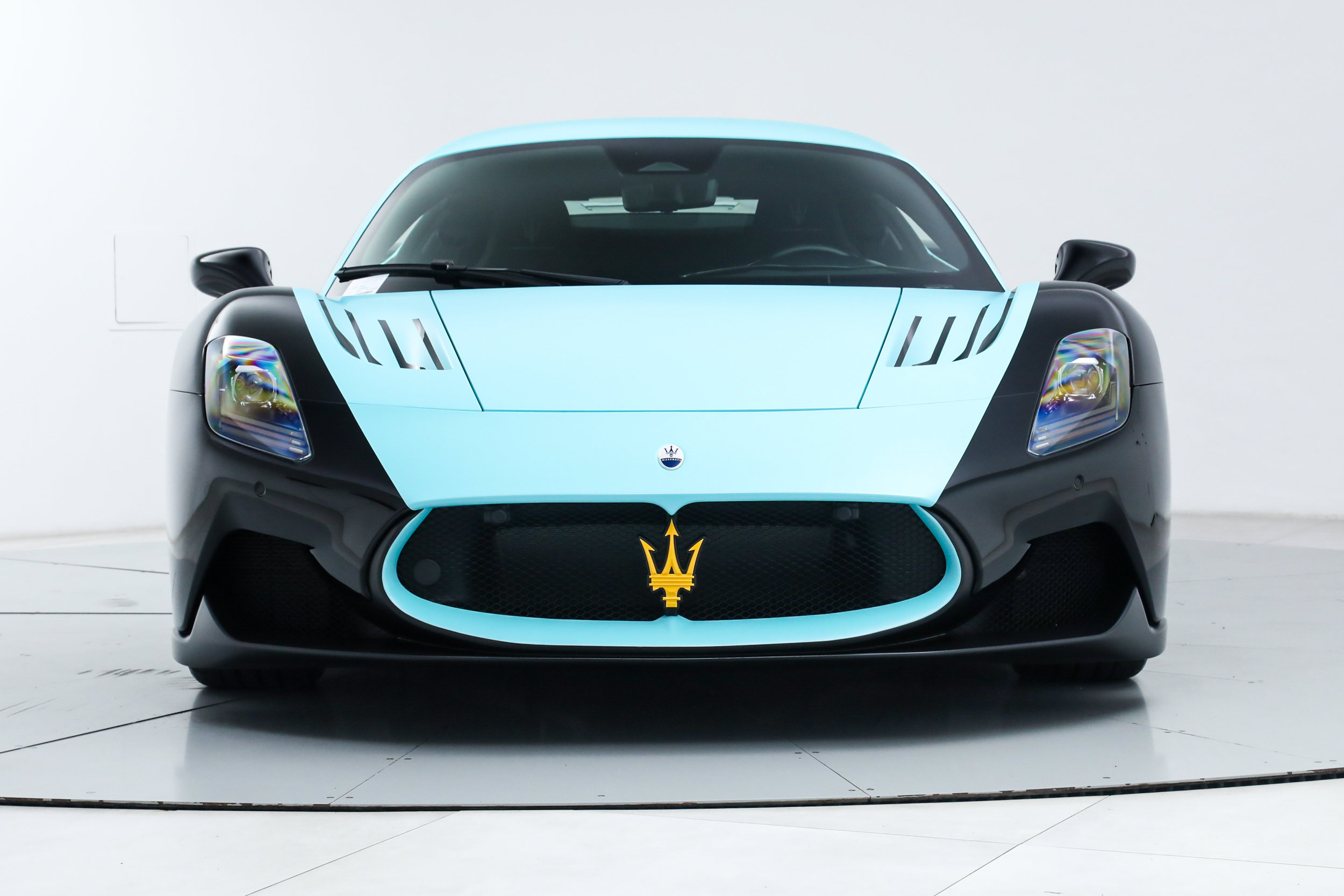 Used 2025 Maserati MC20 Coupe RWD image 9