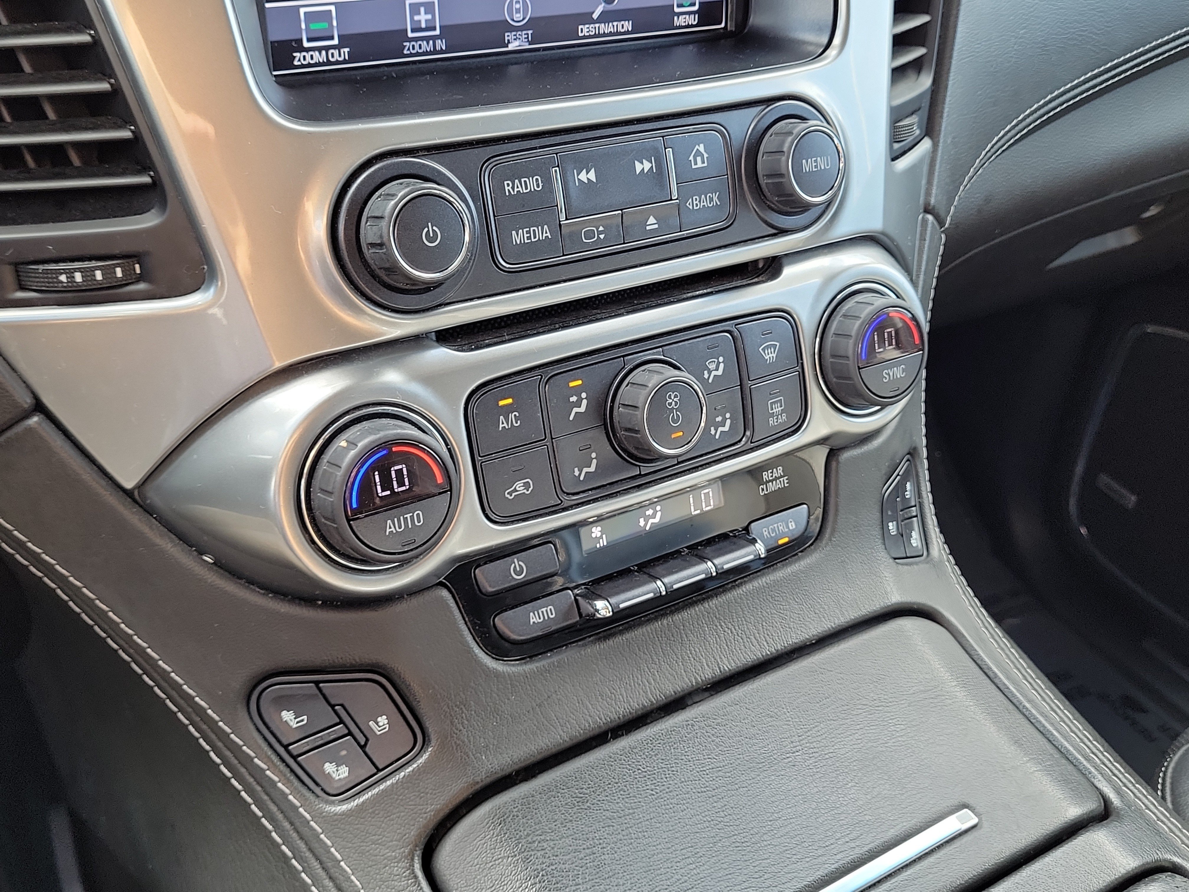 Used 2019 Chevrolet Tahoe Premier RWD image 34