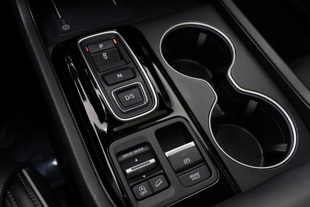 Used 2023 Honda Pilot Elite image 12