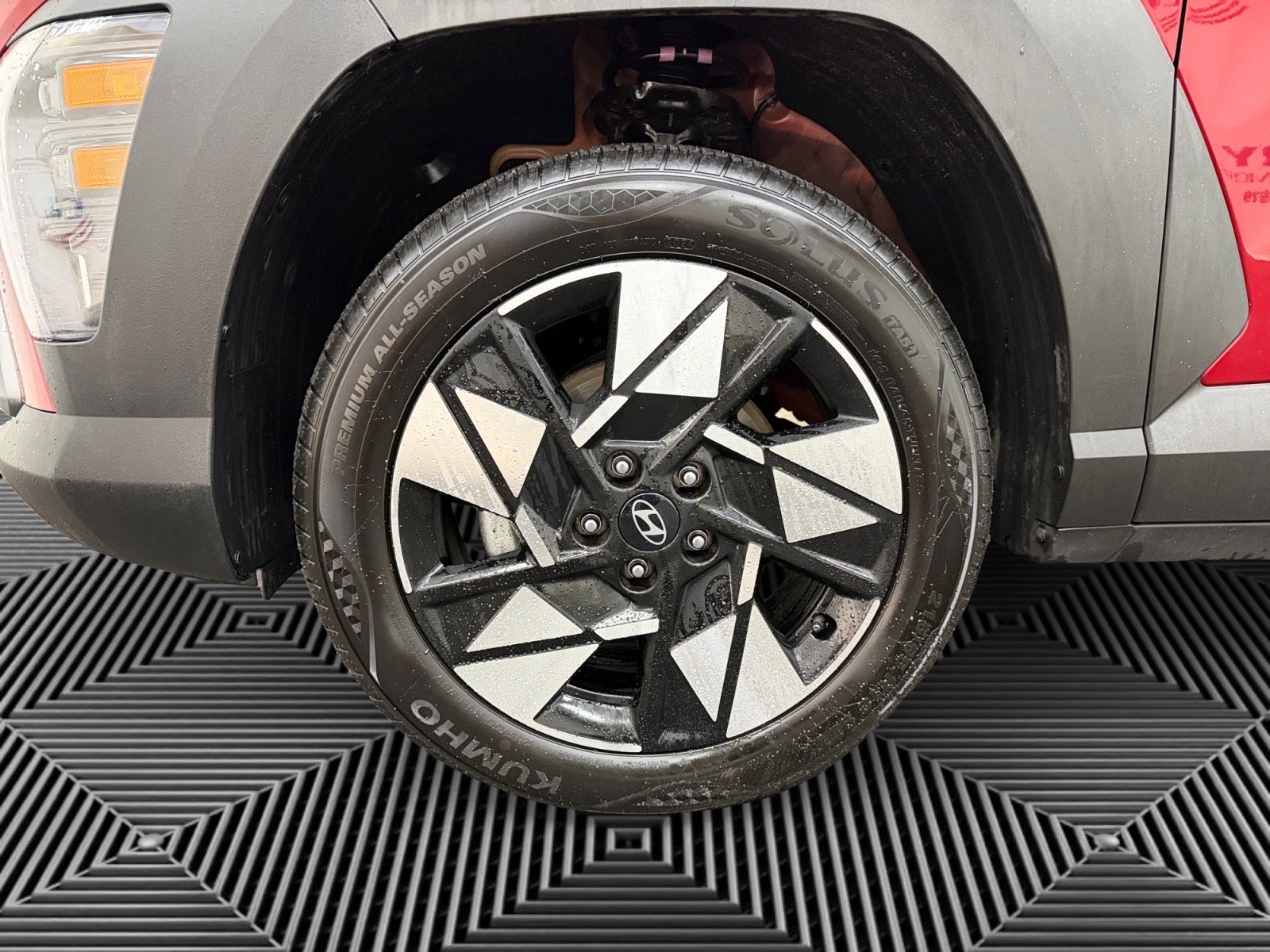 Certified 2025 Hyundai Kona SEL image 14