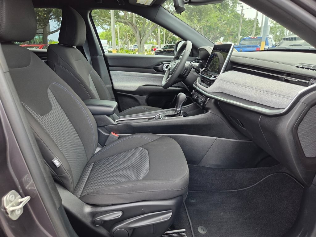 Certified 2024 Jeep Compass Sport AWD/4WD image 20