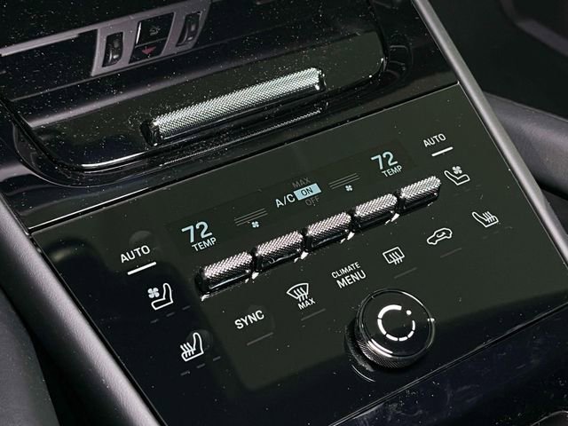 New 2026 Porsche Cayenne GTS image 32