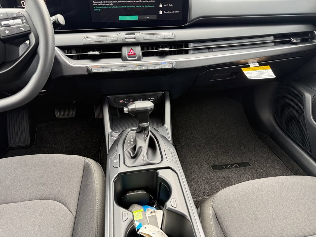 New 2026 Kia K4 FWD image 11
