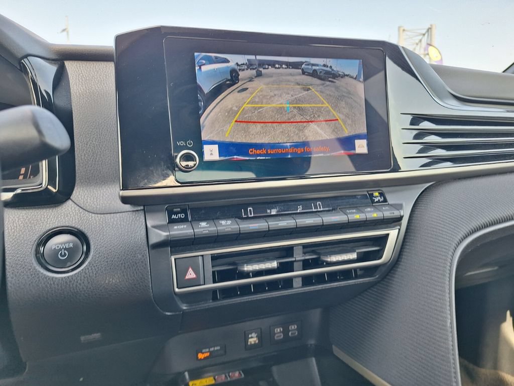 Used 2025 Toyota Camry SE FWD image 20