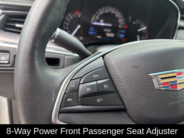 Used 2017 Cadillac XT5 Luxury w/ Driver Awareness Package image 19