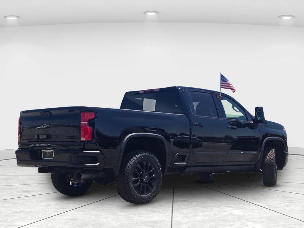 New 2026 Chevrolet Silverado 2500 High Country w/ Midnight Edition AWD/4WD image 3