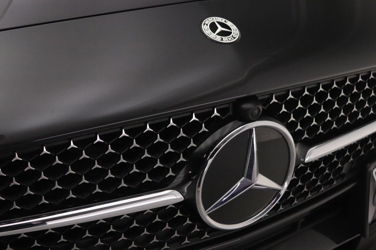 Certified 2025 Mercedes-Benz C 300 Sedan image 29