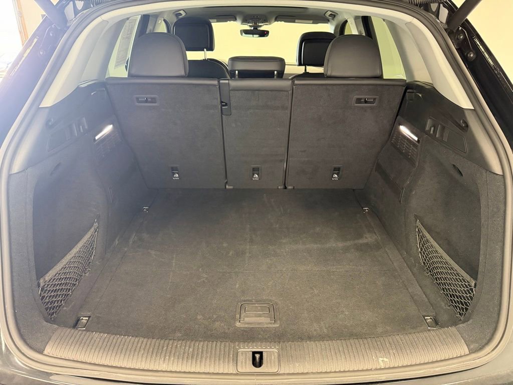 Used 2018 Audi Q5 2.0T Premium Plus w/ Premium Plus Package image 28