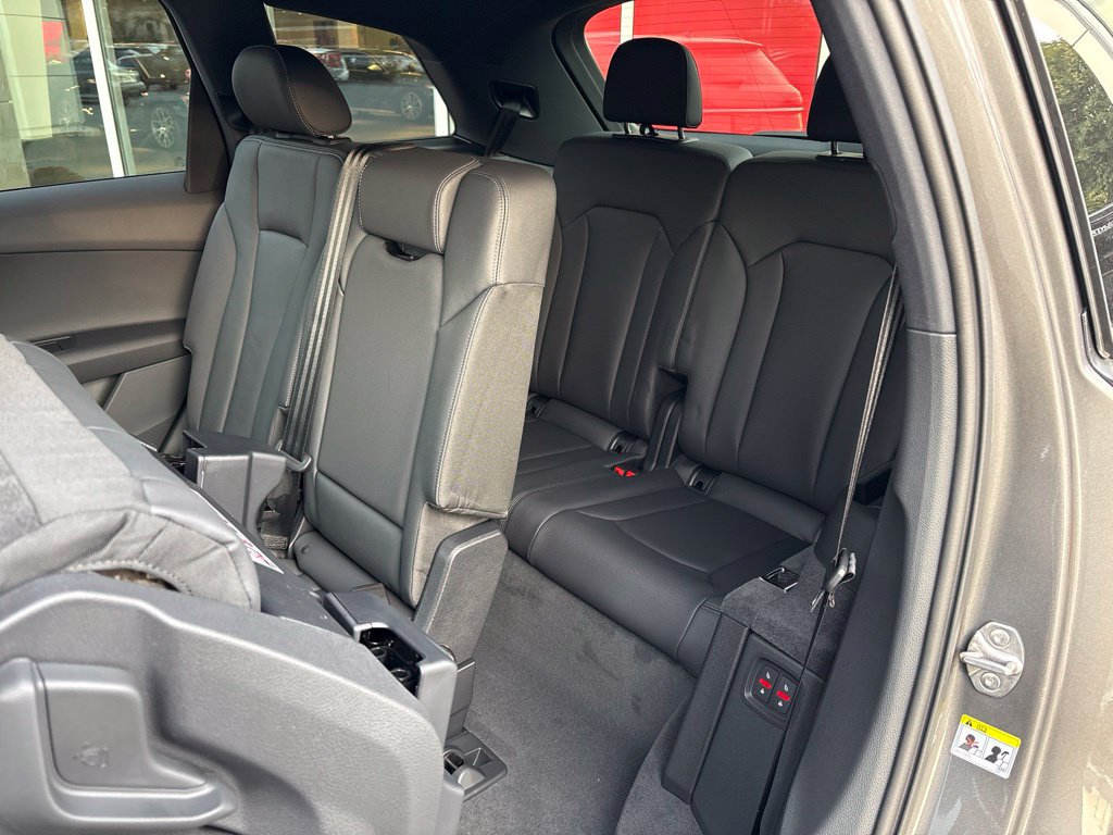 New 2026 Audi Q7 2.0T Premium AWD/4WD image 36