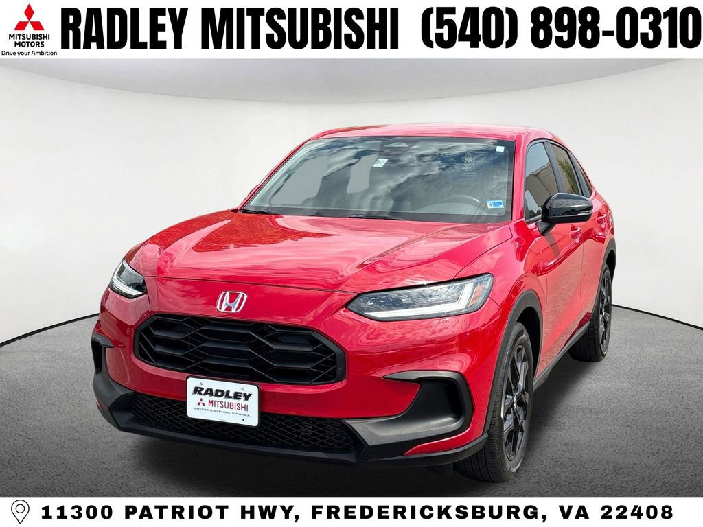 Used 2024 Honda HR-V Sport image 1