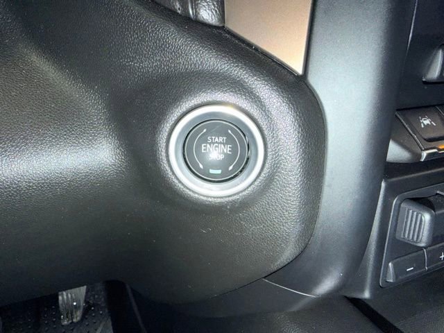 Certified 2019 Chevrolet Silverado 1500 High Country w/ Technology Package image 15