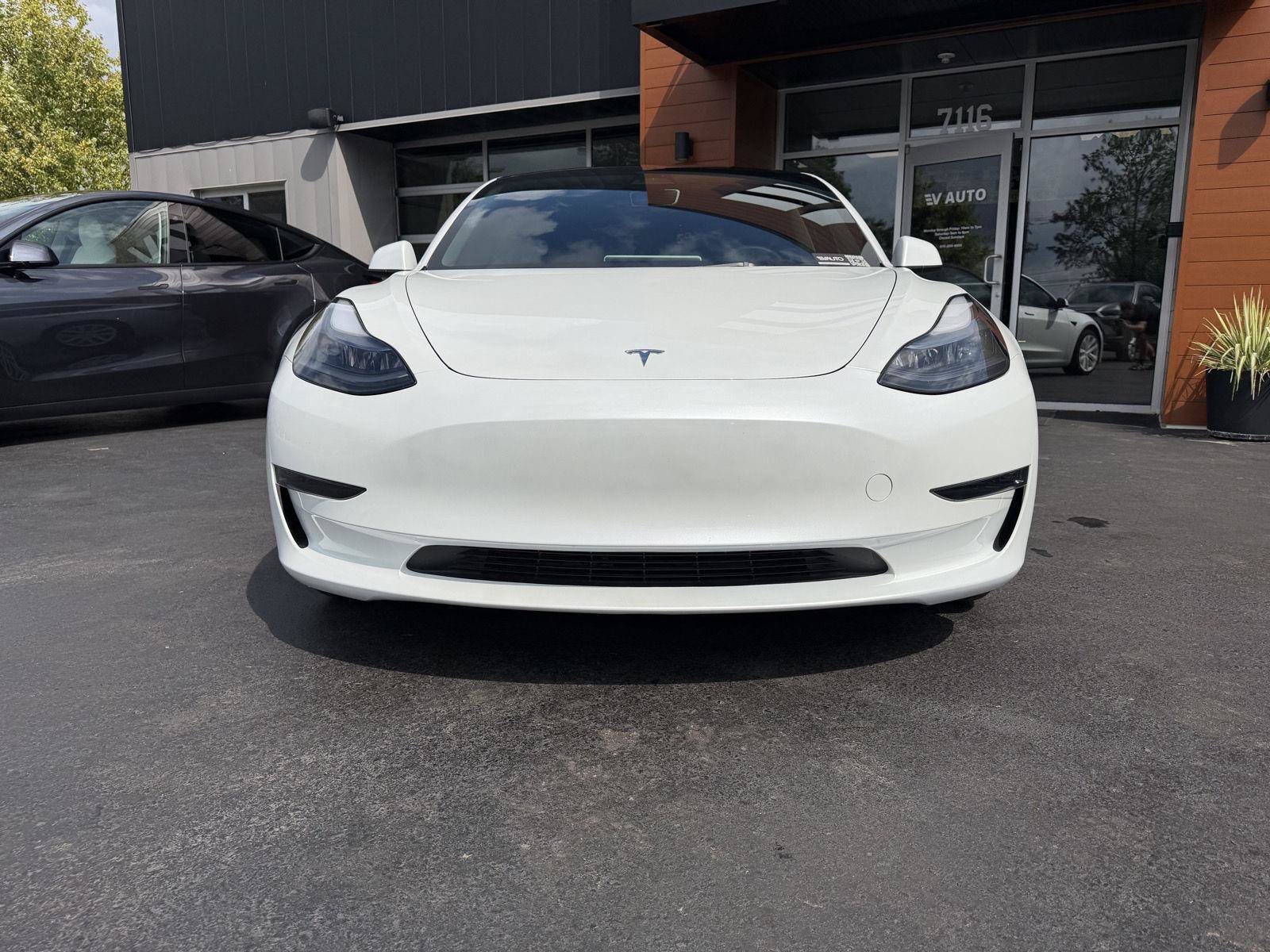 Used 2023 Tesla Model 3 Standard Range RWD image 3