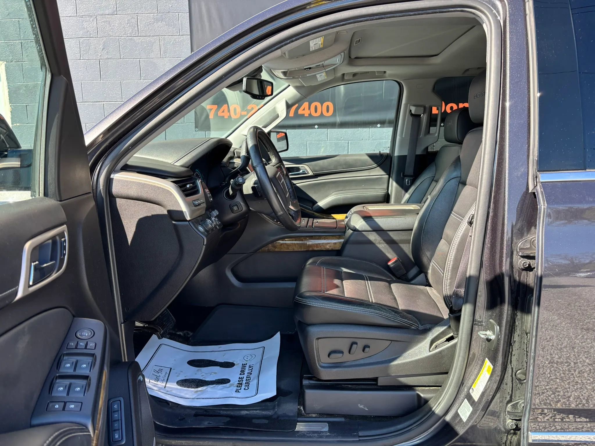 Used 2017 GMC Yukon Denali image 20