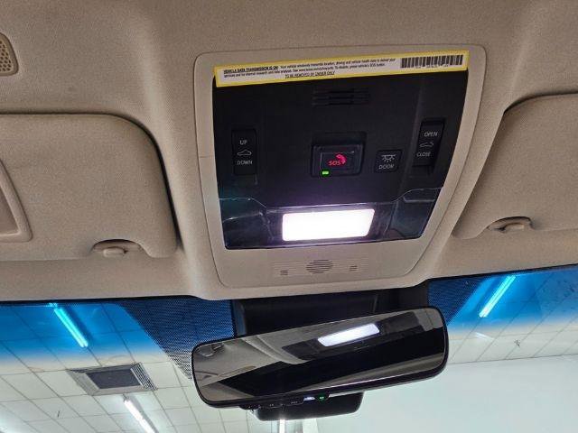 Used 2021 Lexus ES 300h w/ Premium Package image 24