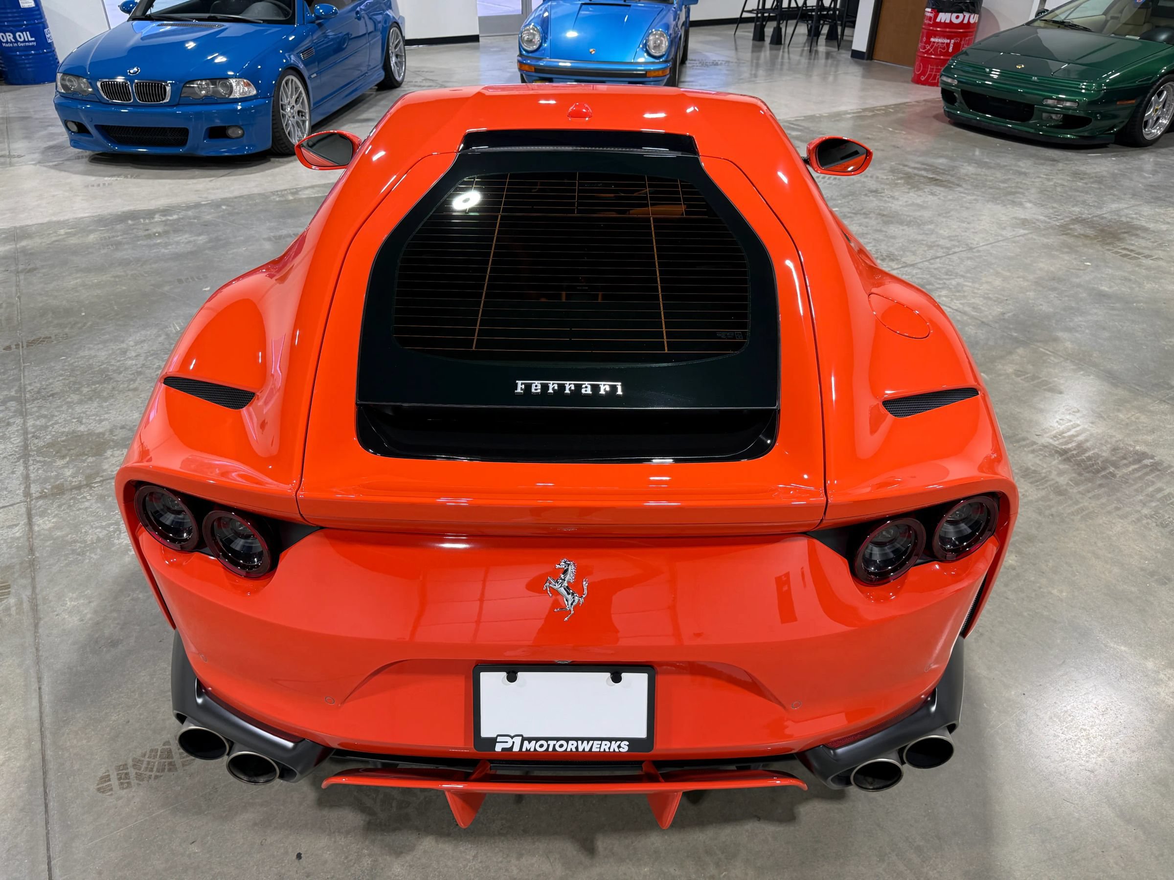 Used 2020 Ferrari 812 Superfast RWD image 32