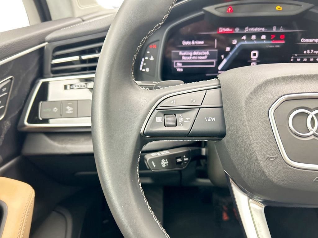 Certified 2025 Audi Q7 2.0T Premium Plus w/ Premium Plus Package image 11