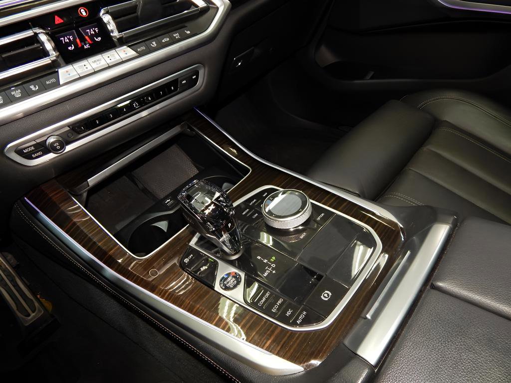 Used 2021 BMW X5 xDrive40i w/ M Sport Package image 28