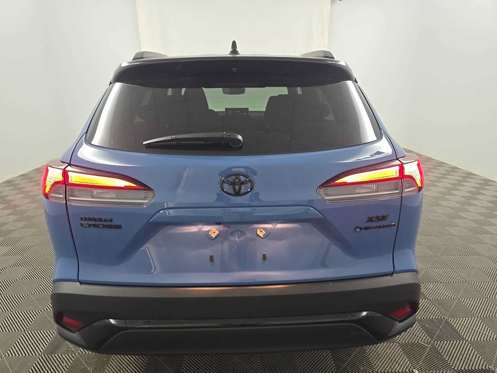 Used 2026 Toyota Corolla Cross AWD Hybrid image 5