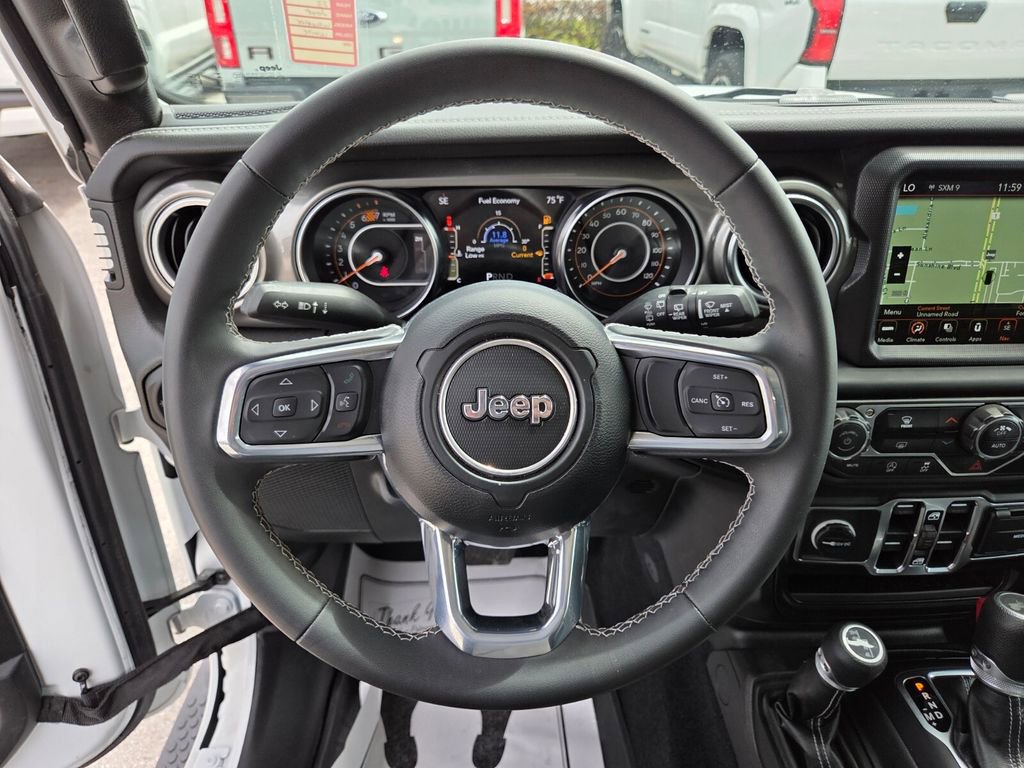 Used 2023 Jeep Wrangler Unlimited Sahara AWD/4WD image 25