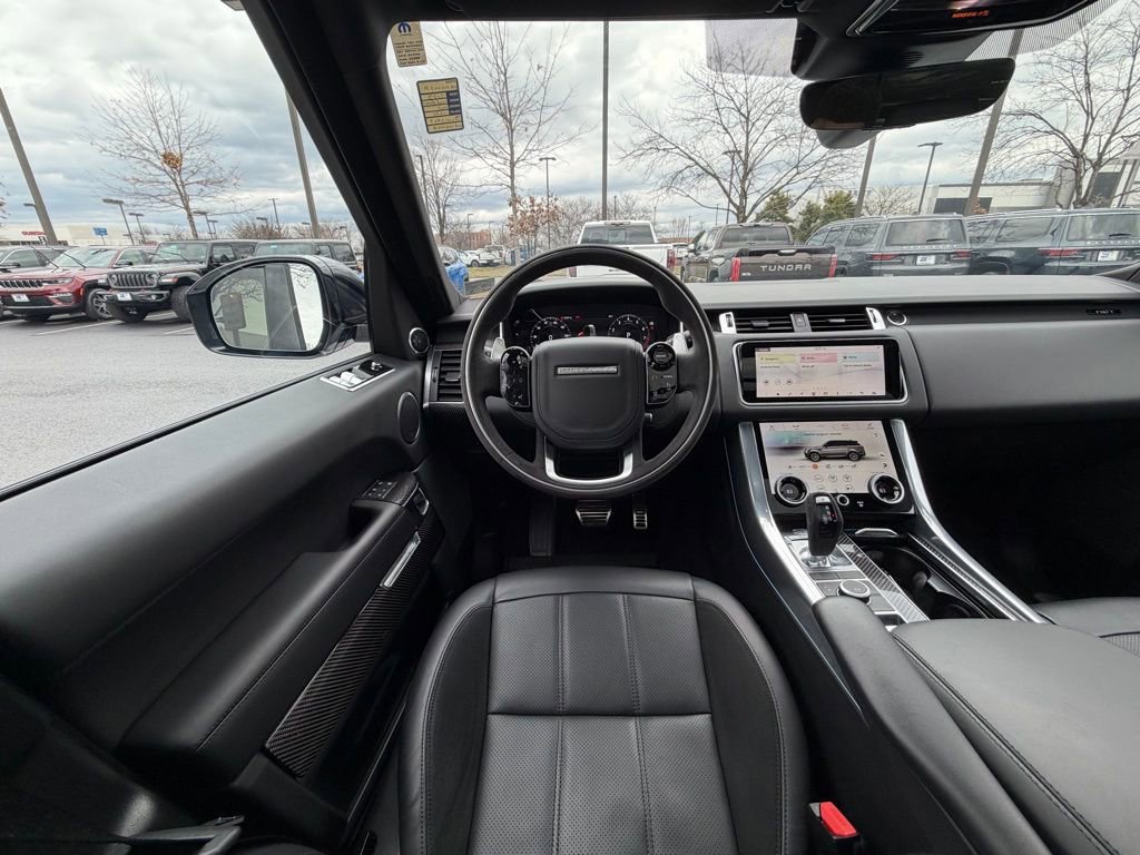 Used 2022 Land Rover Range Rover Sport HST image 19