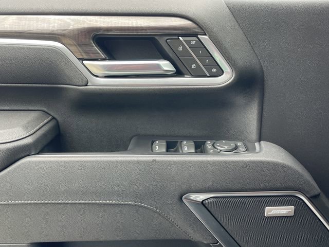 Used 2025 Chevrolet Silverado 2500 LTZ w/ LTZ Convenience Package image 24