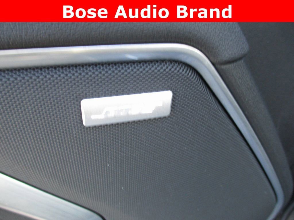 Used 2025 GMC Sierra 2500 SLT w/ SLT Premium Package image 19