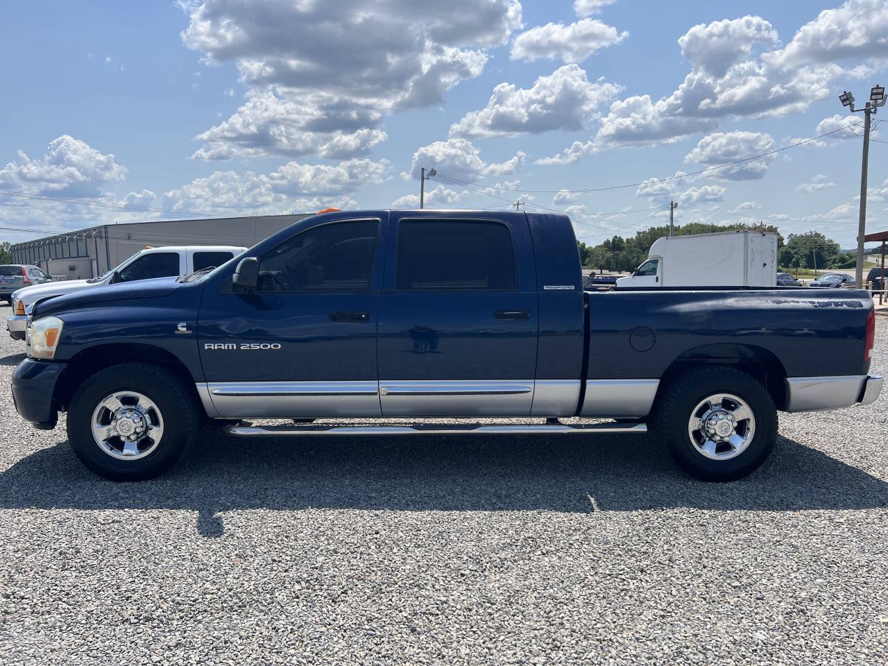 Used 2006 Dodge Ram 2500 Truck Laramie RWD image 3