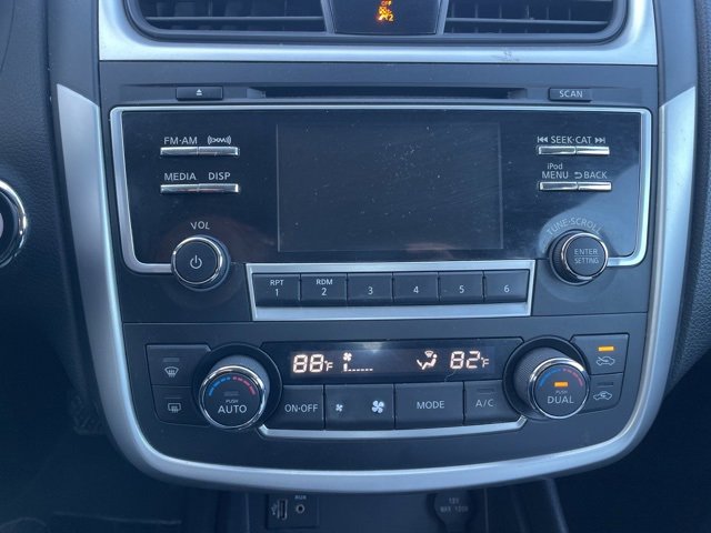 Used 2017 Nissan Altima 2.5 SV image 22