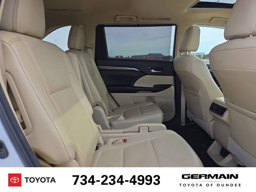 Used 2018 Toyota Highlander Limited image 18
