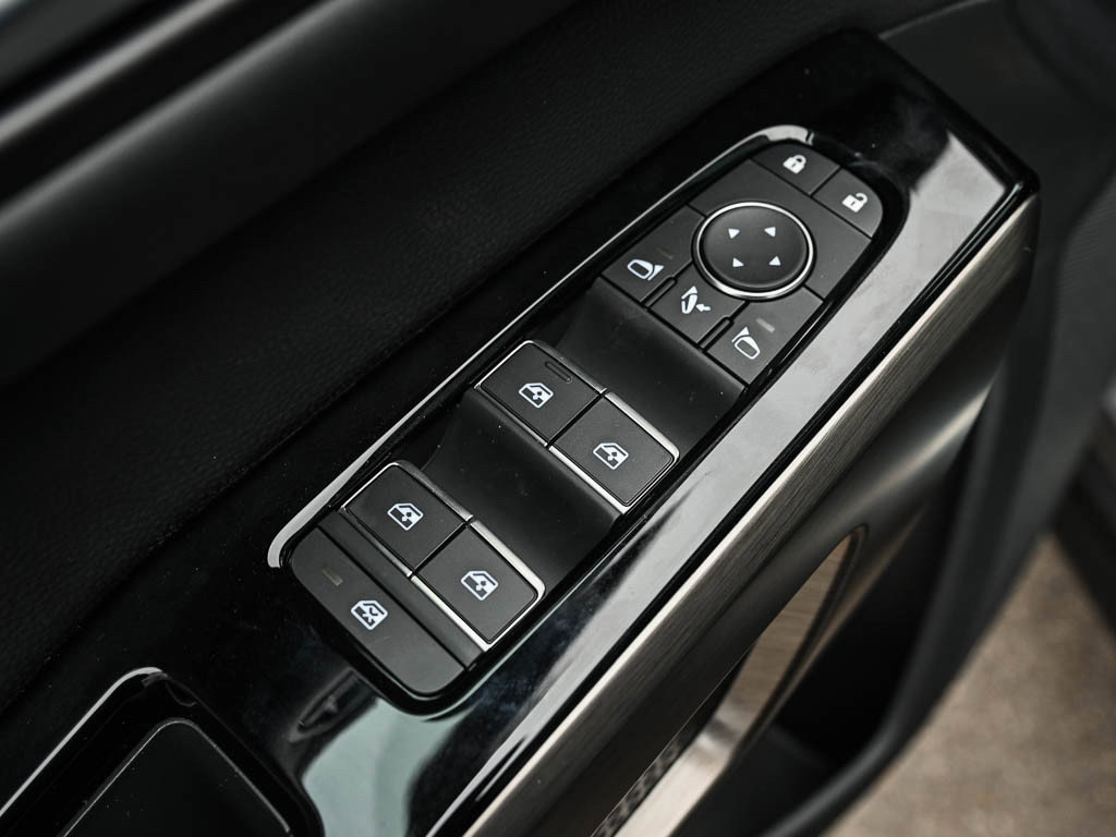 New 2025 Nissan Pathfinder Platinum w/ Lighting Package (N92) image 18