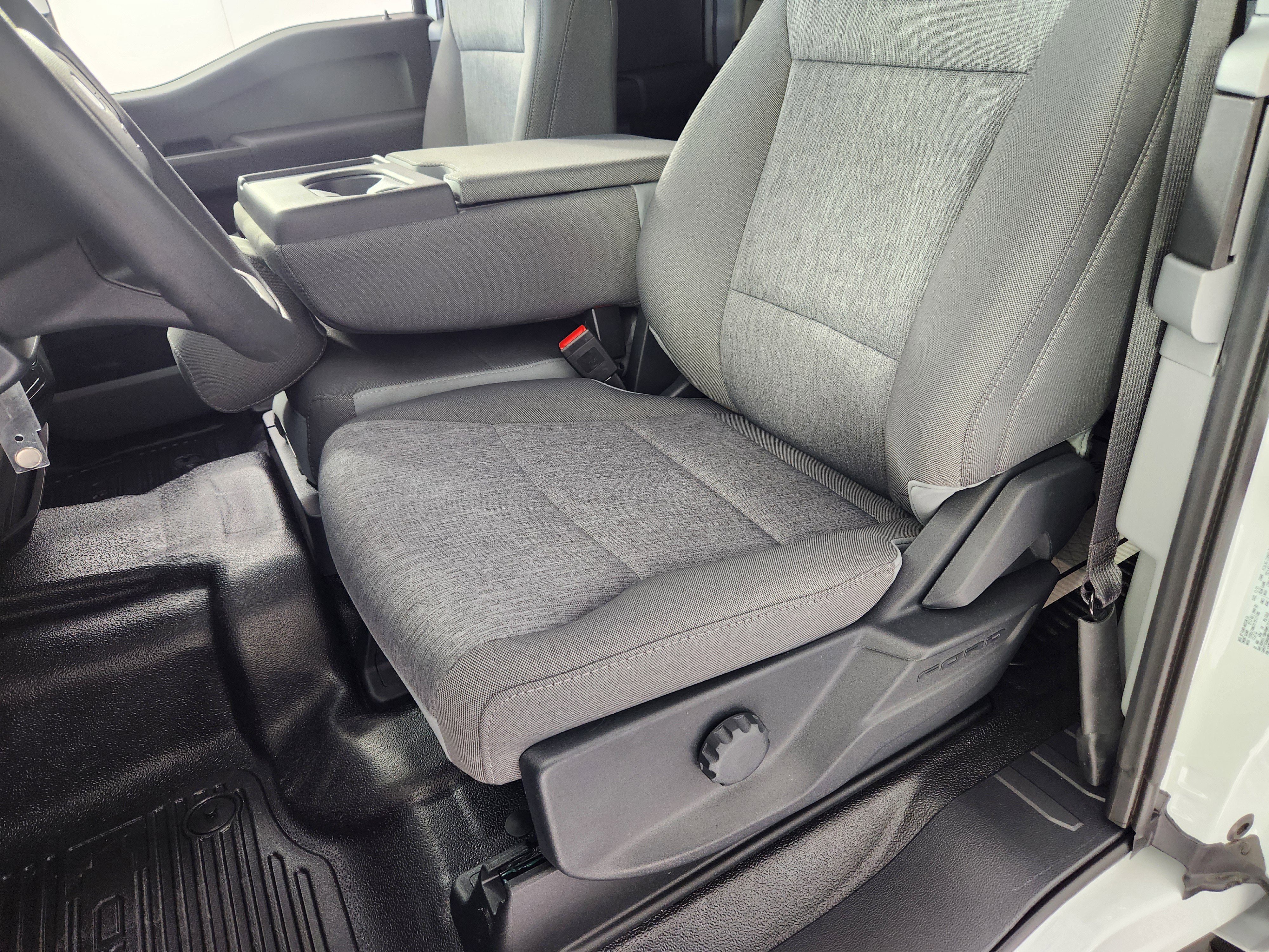 New 2026 Ford F250 XL w/ XL Off-Road Package image 14