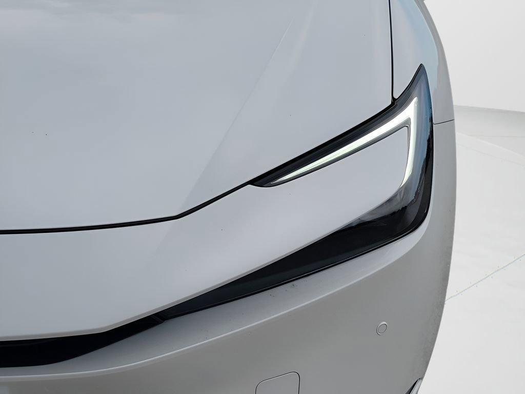 New 2026 Toyota Prius Plug-In Hybrid FWD image 16