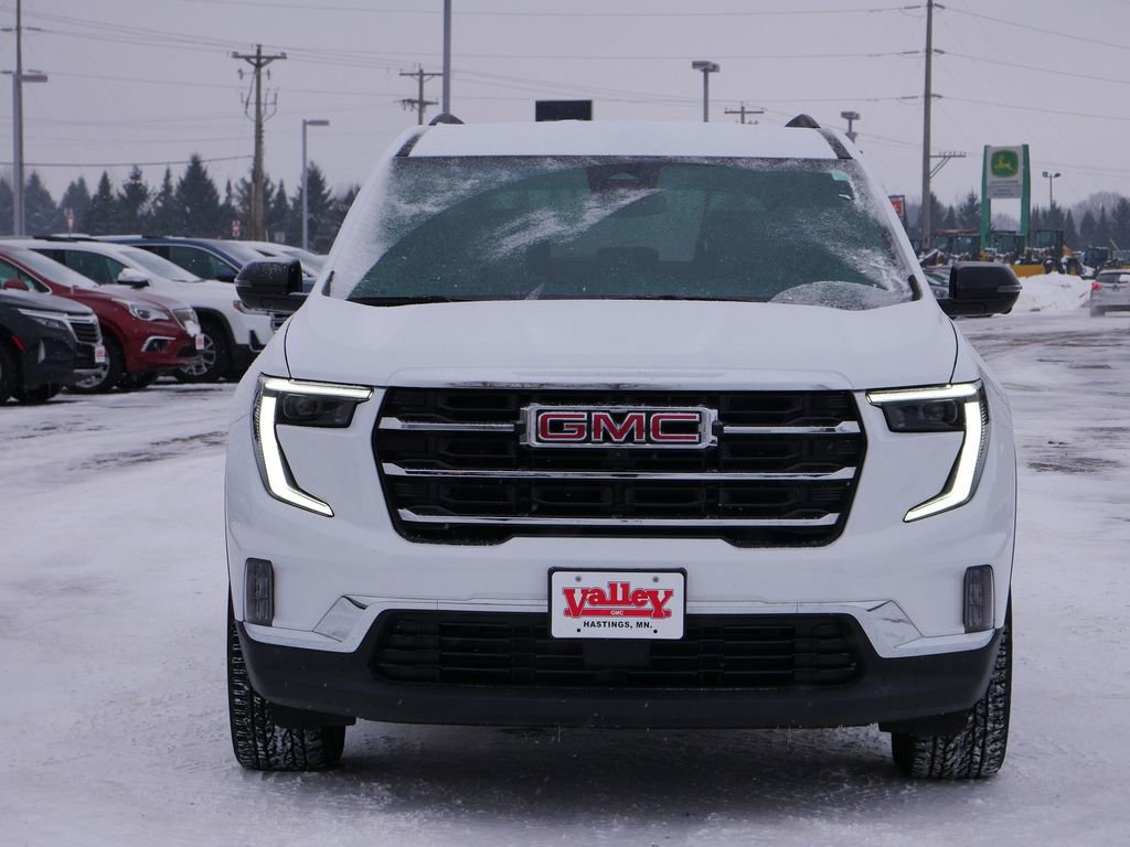 Used 2025 GMC Acadia Elevation w/ Elevation Premium Package image 2