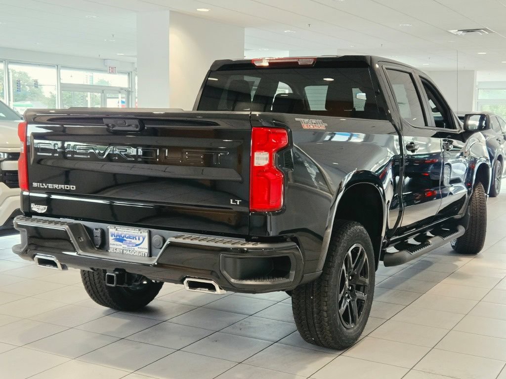 New 2026 Chevrolet Silverado 1500 LT Trail Boss w/ Protection Package AWD/4WD image 11