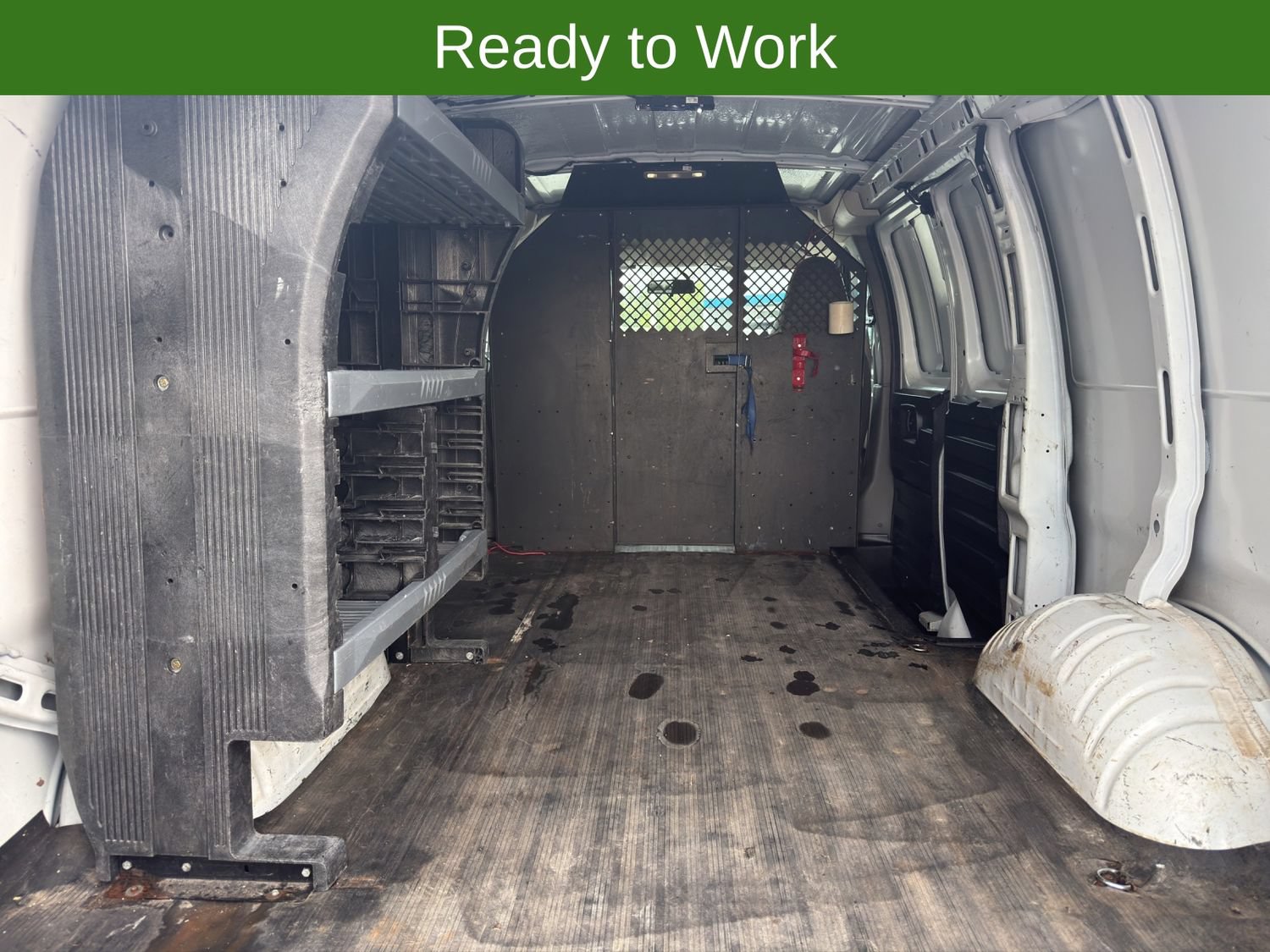 Used 2018 Chevrolet Express 2500 w/ Driver Convenience Package RWD image 16