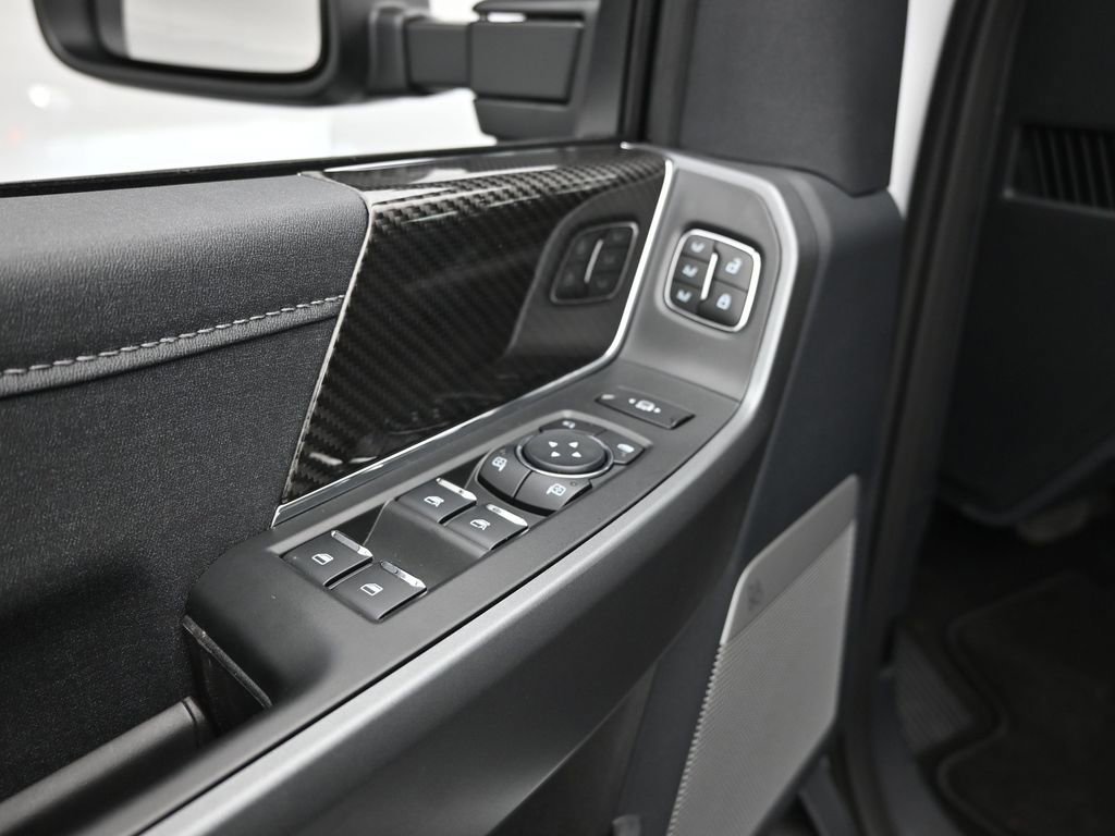 New 2026 Ford F250 Lariat w/ Black Appearance Package image 11