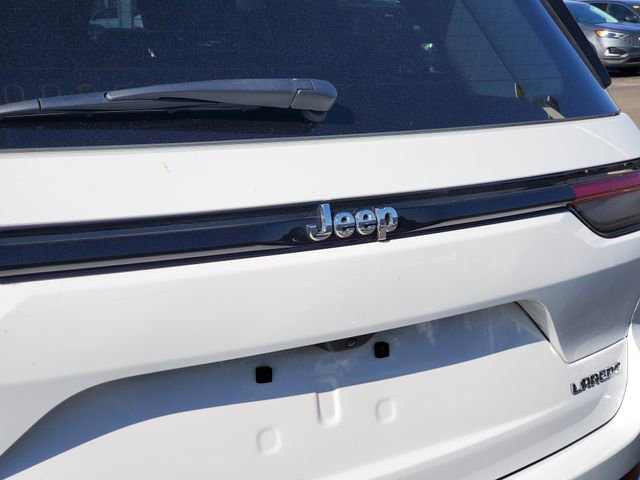 Used 2023 Jeep Grand Cherokee Laredo image 28