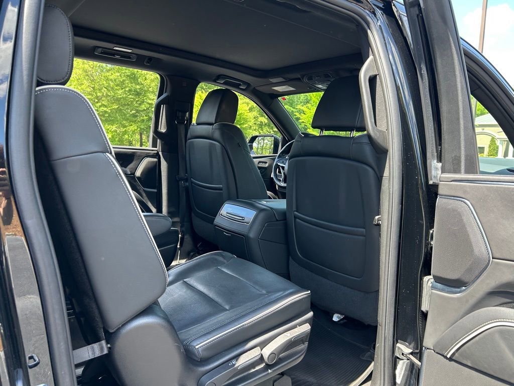 Used 2023 Cadillac Escalade ESV Premium Luxury AWD/4WD image 51