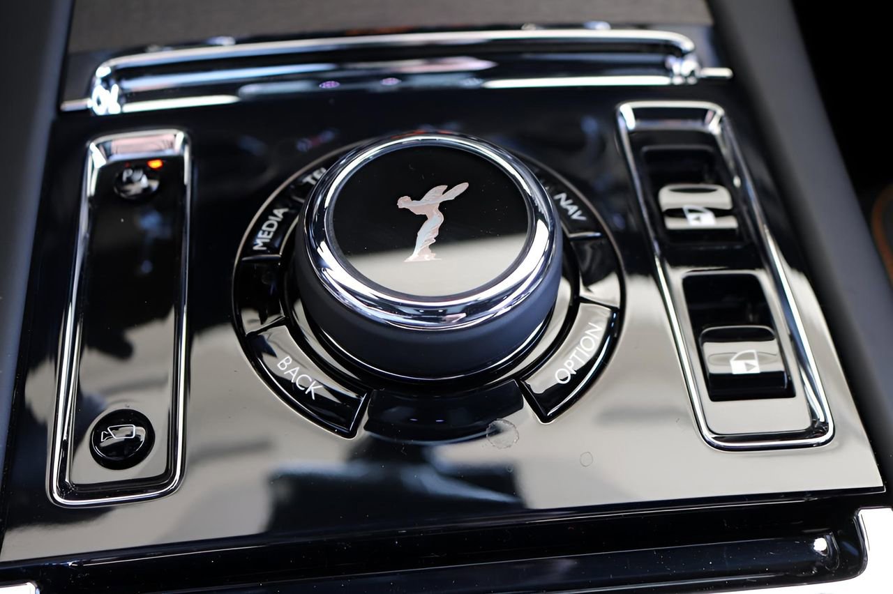 New 2025 Rolls-Royce Spectre AWD/4WD image 29