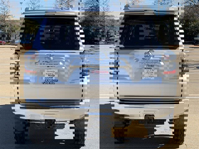 Used 2014 Toyota 4Runner SR5 image 5