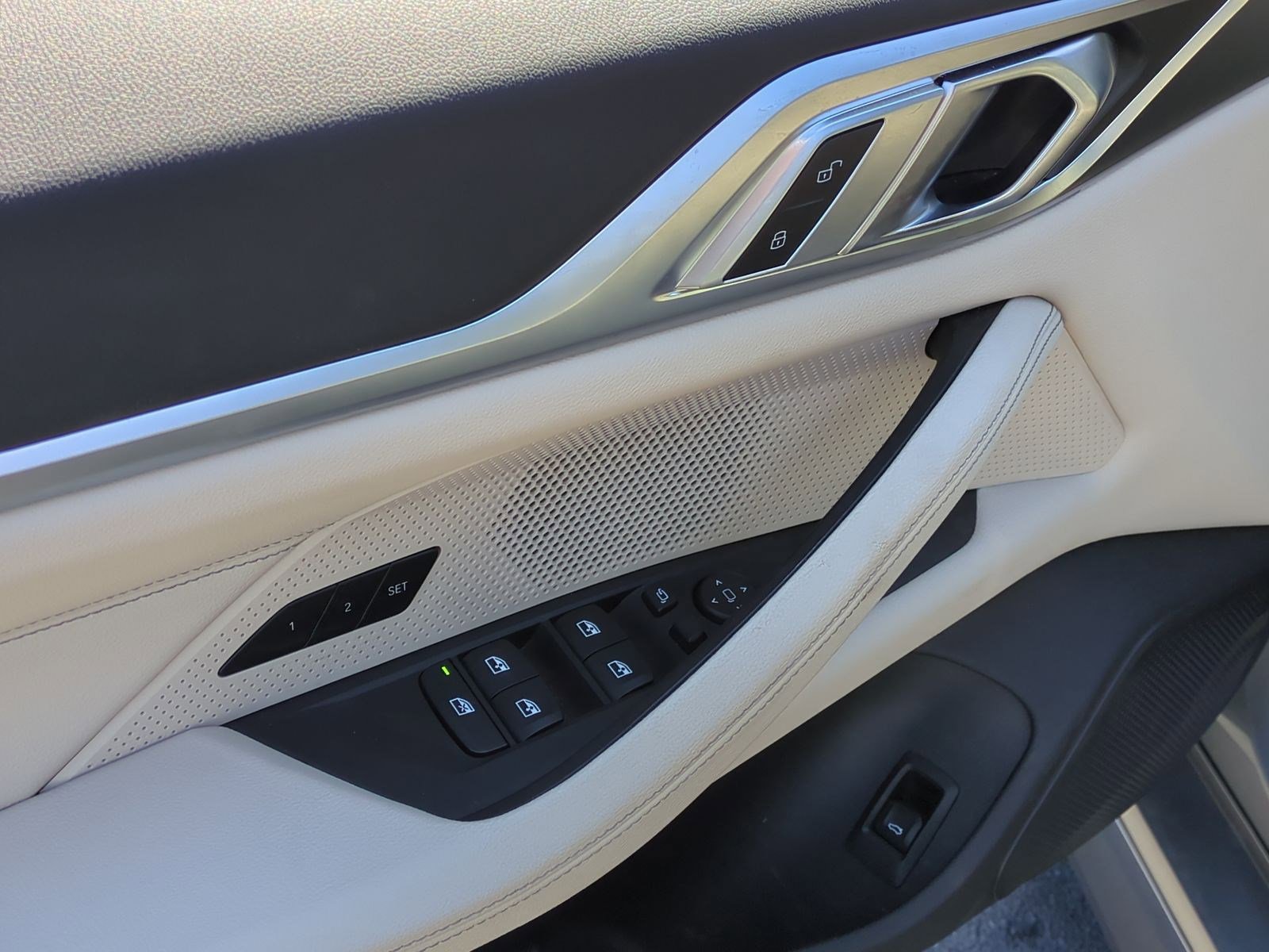 Certified 2023 BMW i4 eDrive35 w/ Premium Package image 15