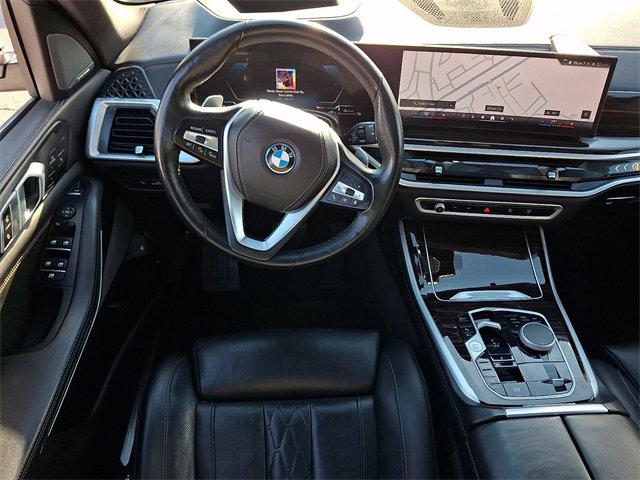 Used 2025 BMW X5 xDrive50e image 13
