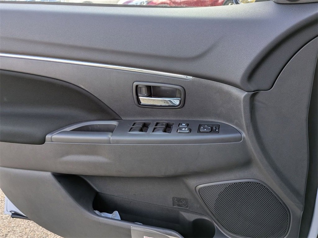 New 2025 Mitsubishi Outlander Sport ES image 14