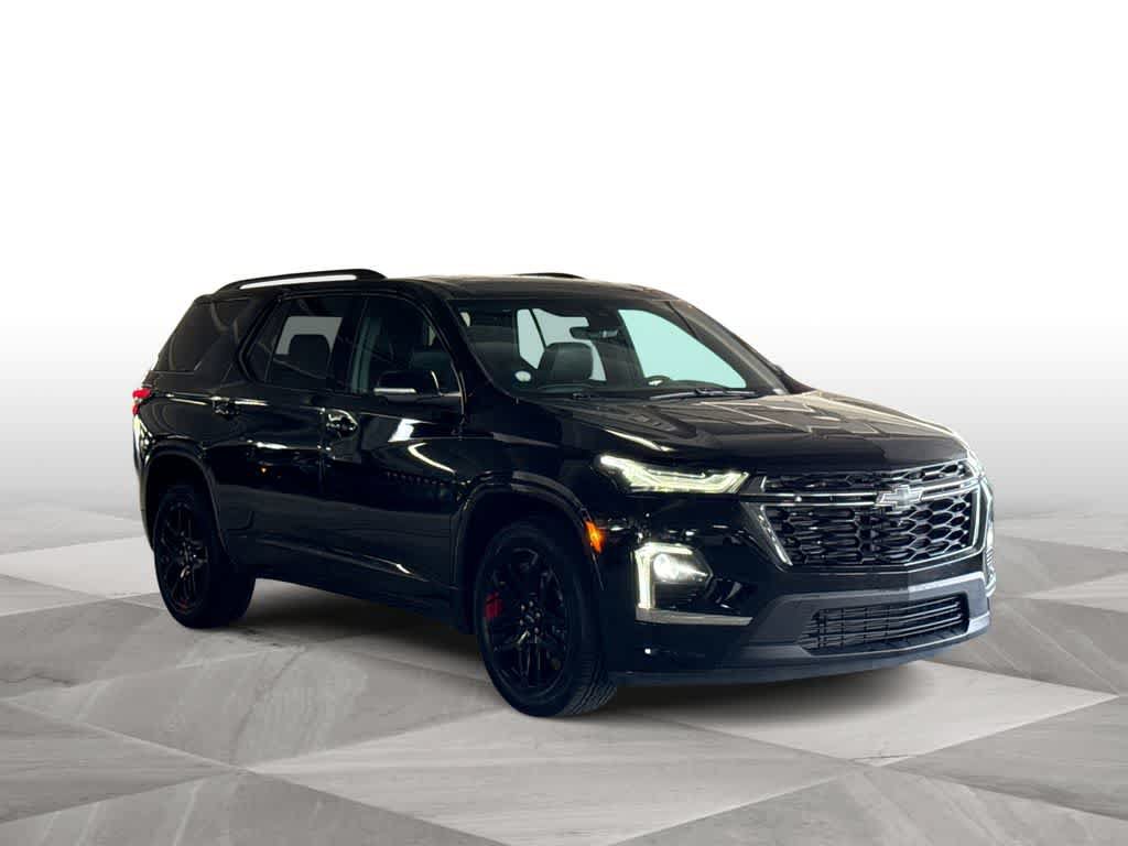 Used 2023 Chevrolet Traverse Premier w/ Redline Edition FWD video 2