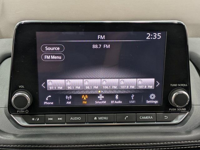 Used 2021 Nissan Rogue SV AWD/4WD image 13